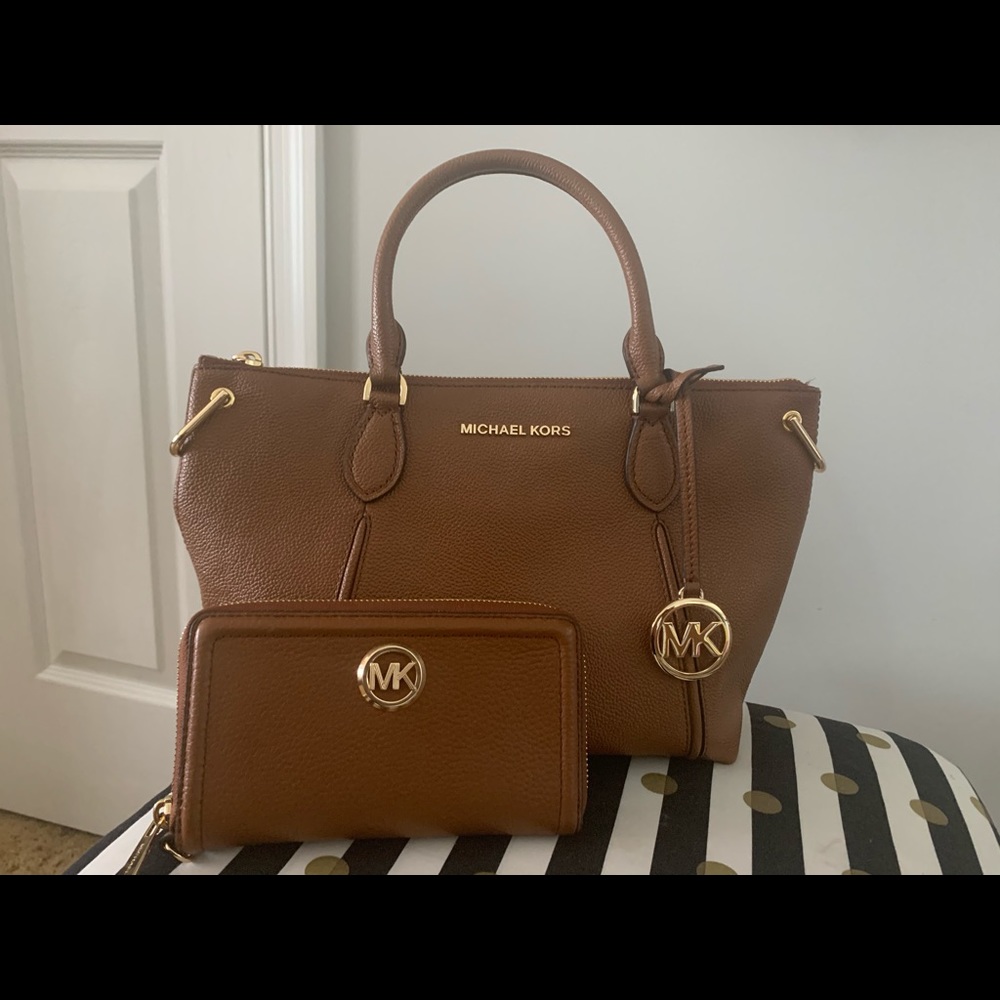 Michael Kors purse